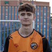 Me considero una persona atenta y responsable. Puedo dar clase a alumnos de segundo de ESO e inferior.